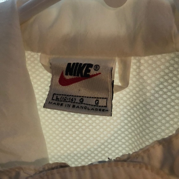 Vintage Nike windbreaker jacket - Picture 2 of 3
